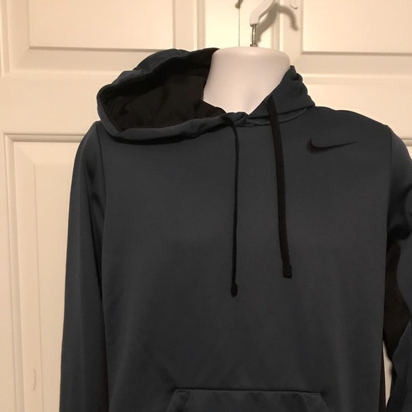 Nike Other - Nike Therma Fit Hoodie.  Adult Small.